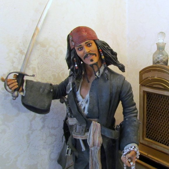 CAPT JACK SPARROW PIRATE JOHNNY DEPP TALKING 18" FIGURE PIRATES of the CARIBBEAN - Picture 5 of 14
